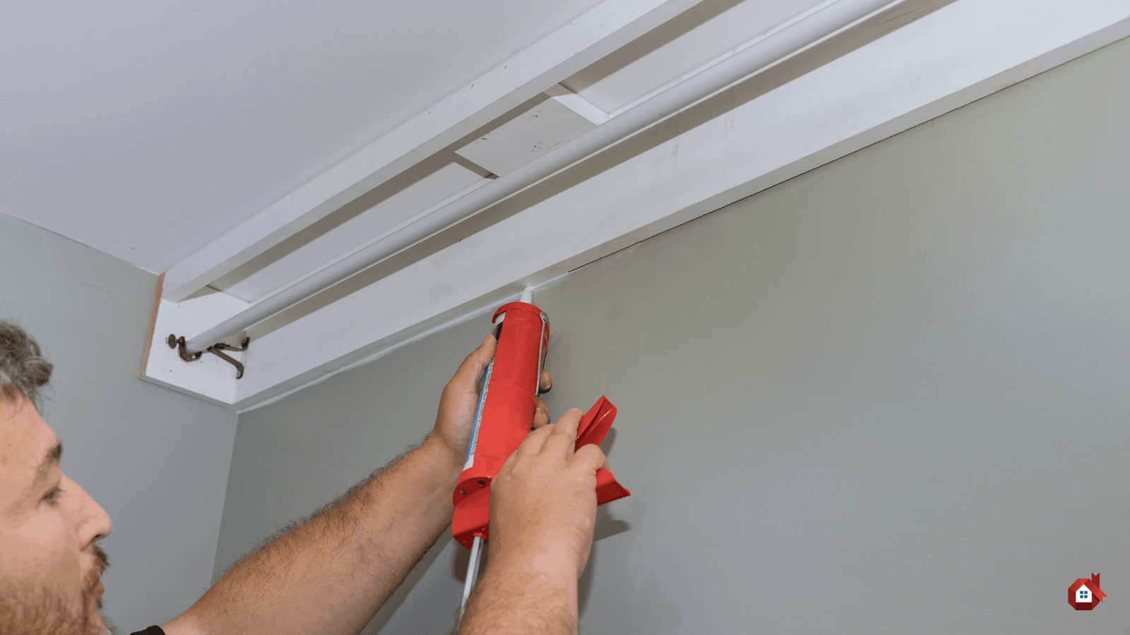  corniche pour cacher les tuyaux