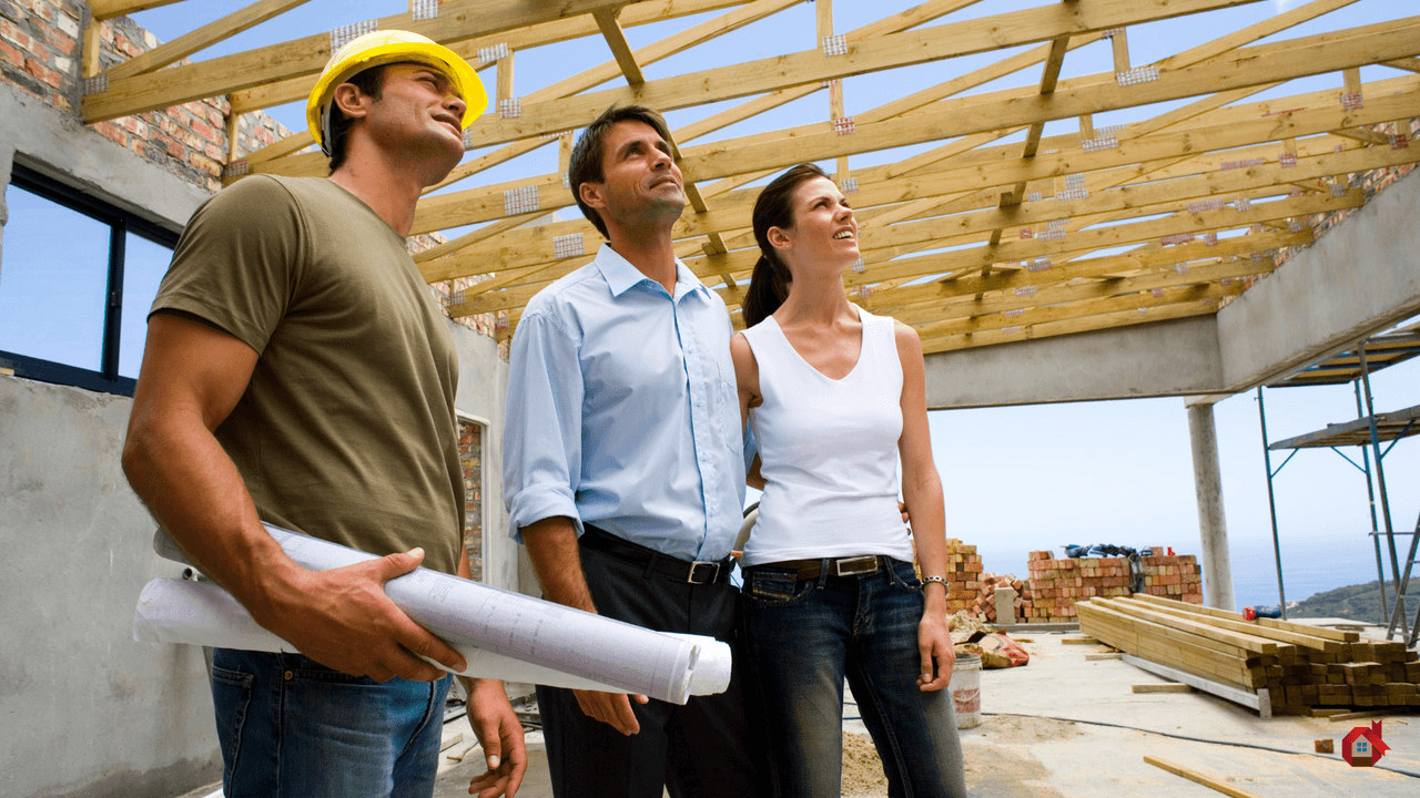 un entrepreneur avec deux clients