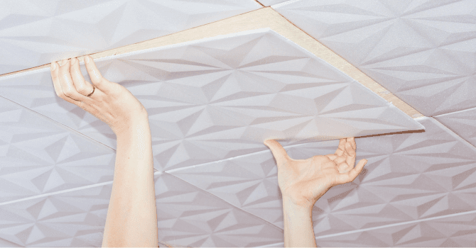 carrelage décoratif au plafond