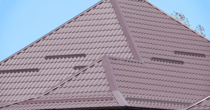 Tôle unie ou ondulée