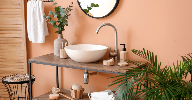 Salle de bain terracotta orange