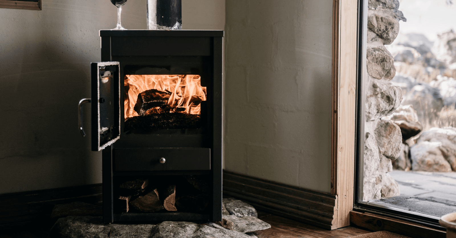 vitre d’un poêle à bois